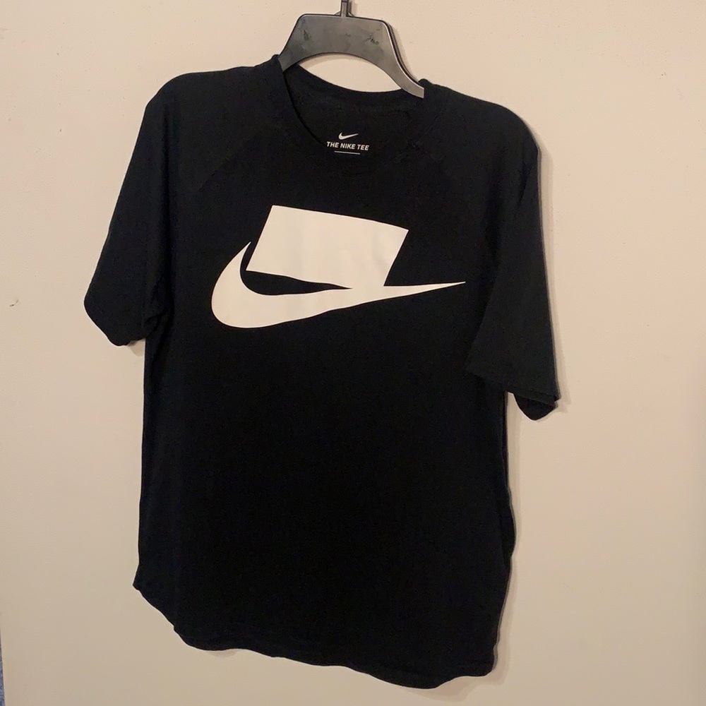 Nike Contemporary Logo t-shirt